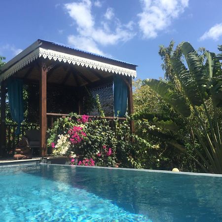 Bungalow La Tortue Bleue Bouillante Buitenkant foto